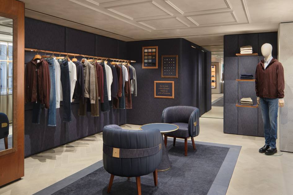 Интериорът на новия Jacob Cohën на Madison Avenue преди откриването
